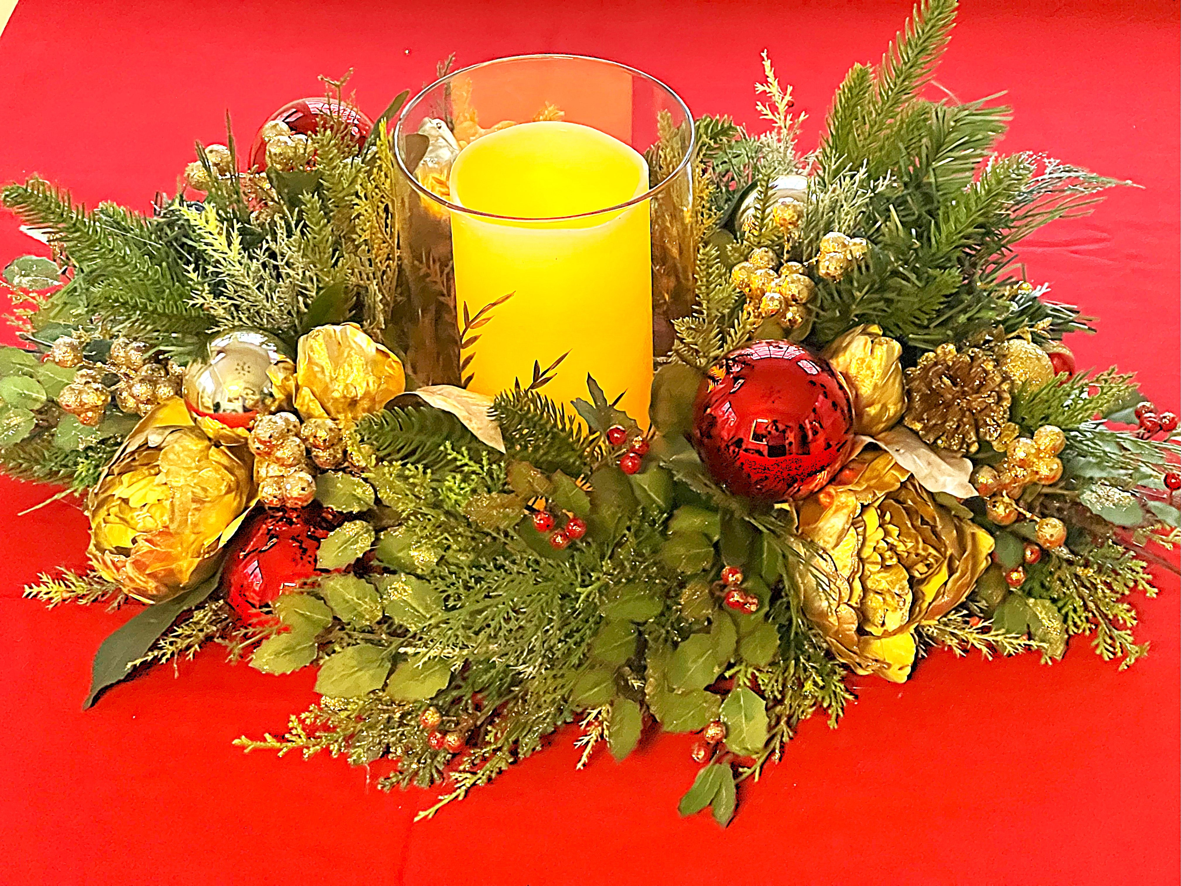 Christmas  Centerpiece With Gold Decorated Glass  26"Lx14"W