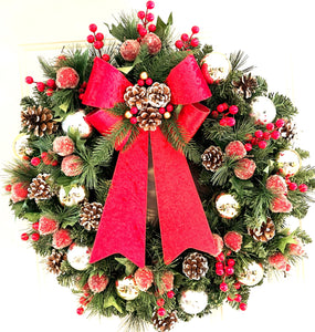 Christmas Elegance Wreath – 24" Pre-Lit Battery-Operated LED Wreath
