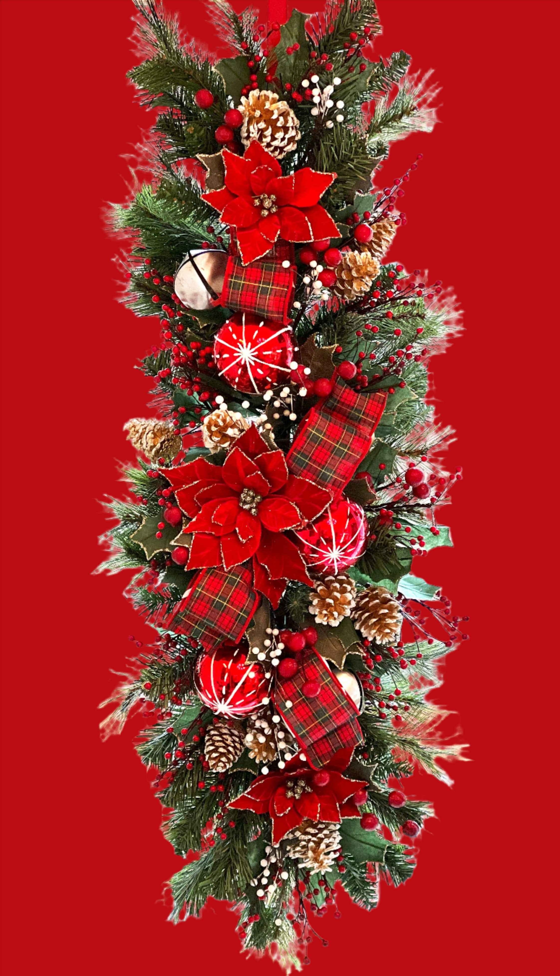 Christmas Swag, Teardrop Christmas Swag, 44"L X 17W"X 8H