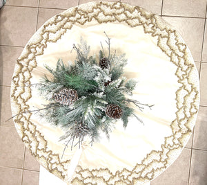 Stunning Gold Christmas Beaded Mist Tree Skirt 54" Round