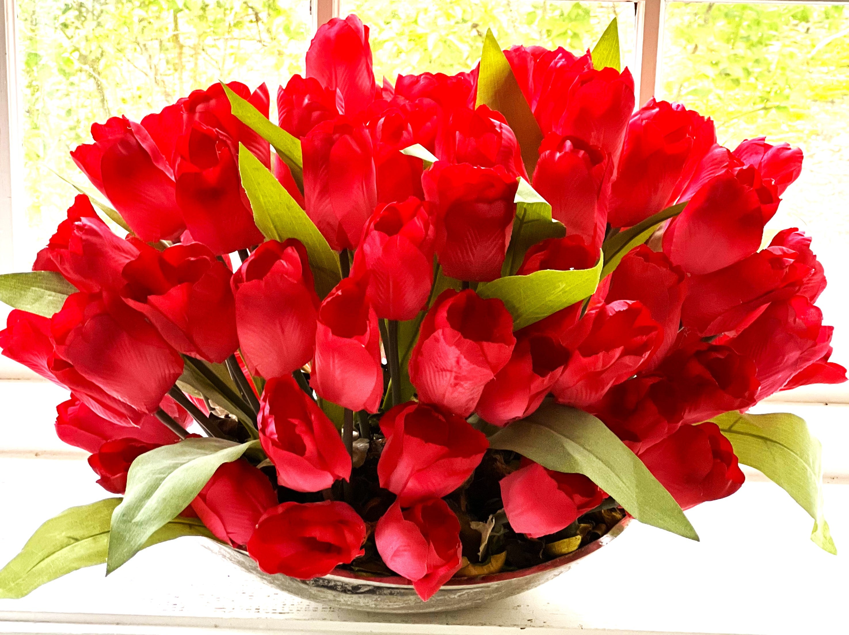 Tulip Centerpiece, Home decor, 24"L X 13"H X 16"W
