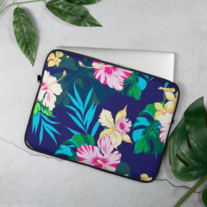 Laptop Sleeve. lightweight, water, oil resistant, lined. zippered