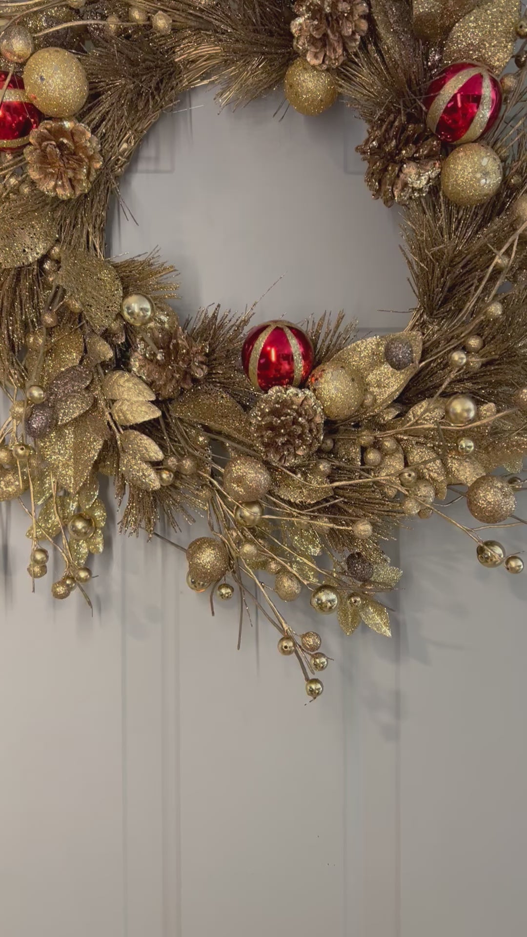 Gold/Red Glittered Christmas Leaves 22: Diameter