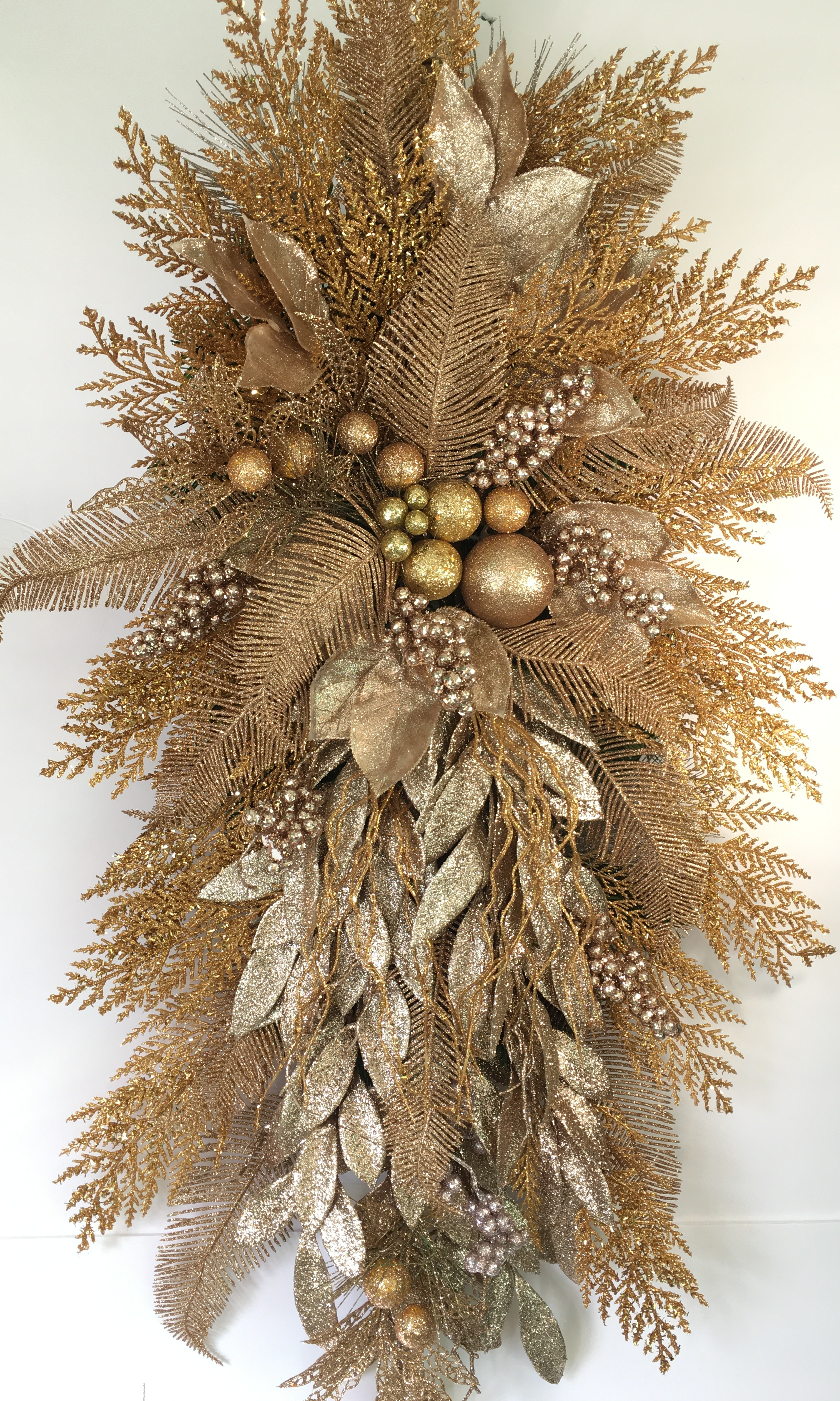 "Golden Whispers: 40"L x 20"W Shimmering Grapevine Swag