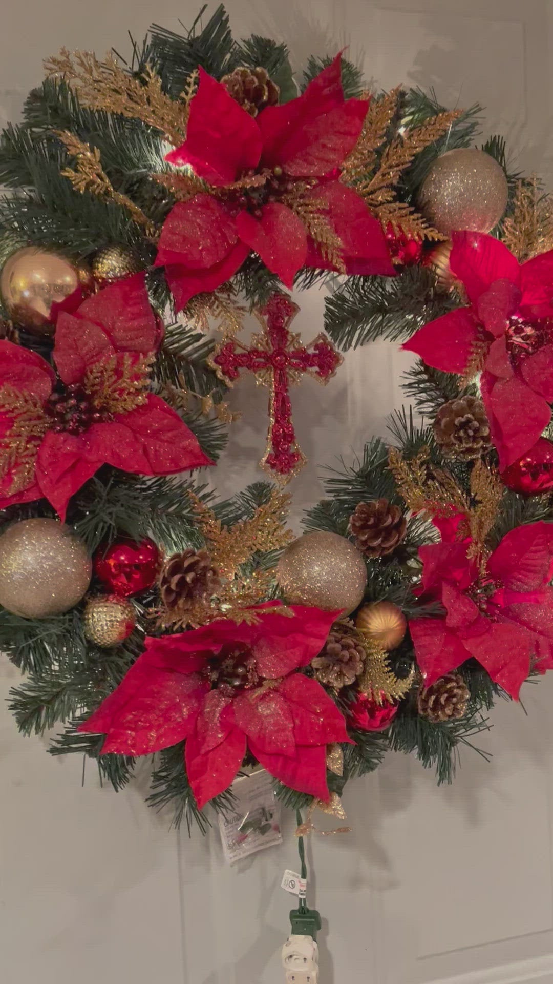 Christmas/Wreath Holiday /Décor /Cross / Lights, 26"