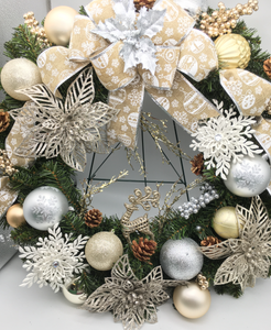 Winter Wonderland Wreath 25"