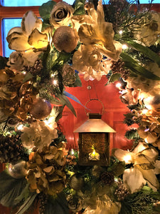 Christmas Wonder Wreath With Lights & Lantern 30"