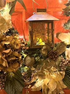 Christmas Wonder Wreath With Lights & Lantern 30"