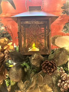 Christmas Wonder Wreath With Lights & Lantern 30"