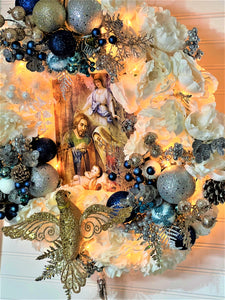 Joy to The World Wreath With Lights, Christmas Celebration Wreath   24"