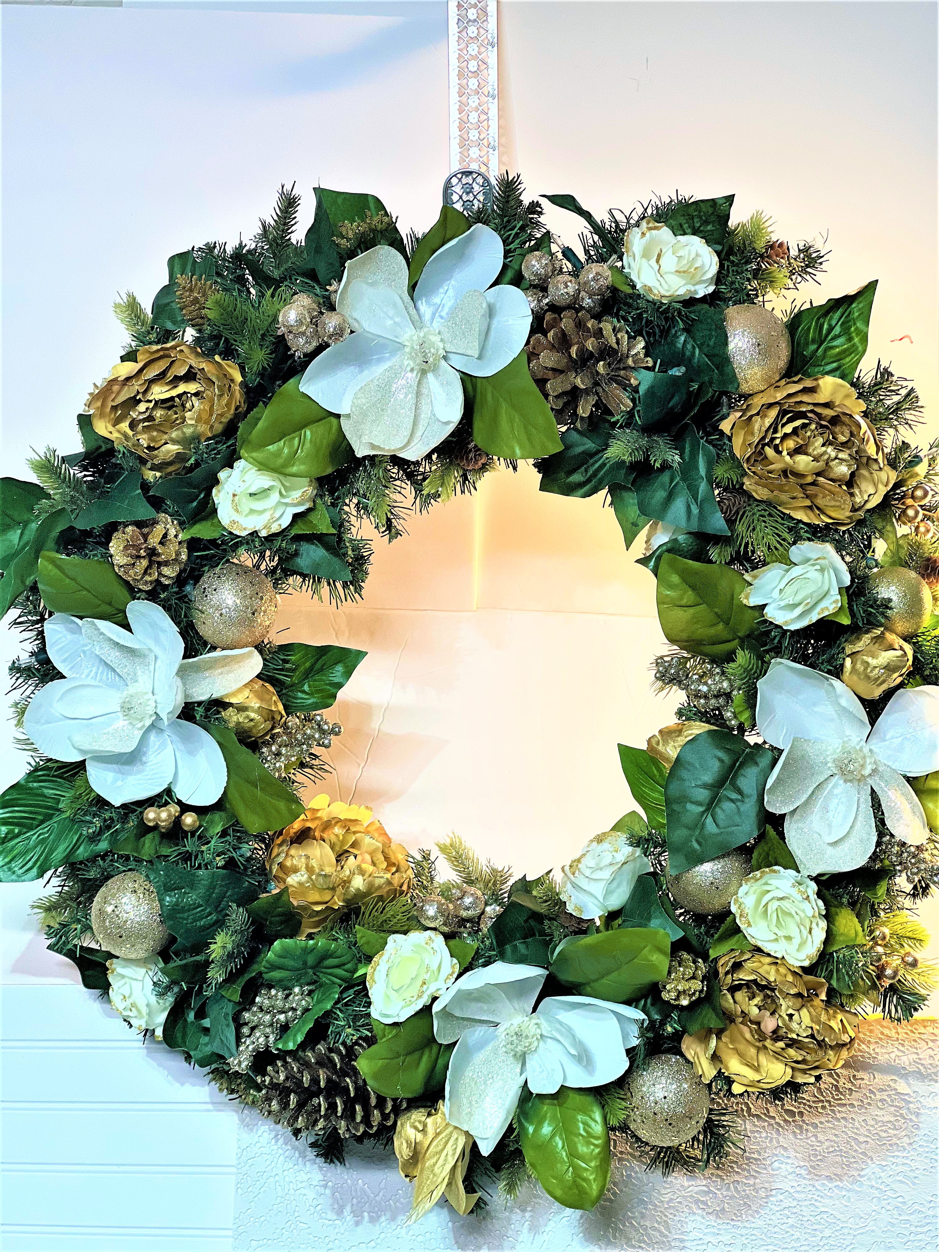 White/Gold Magnolia/Roses Wreath 30"