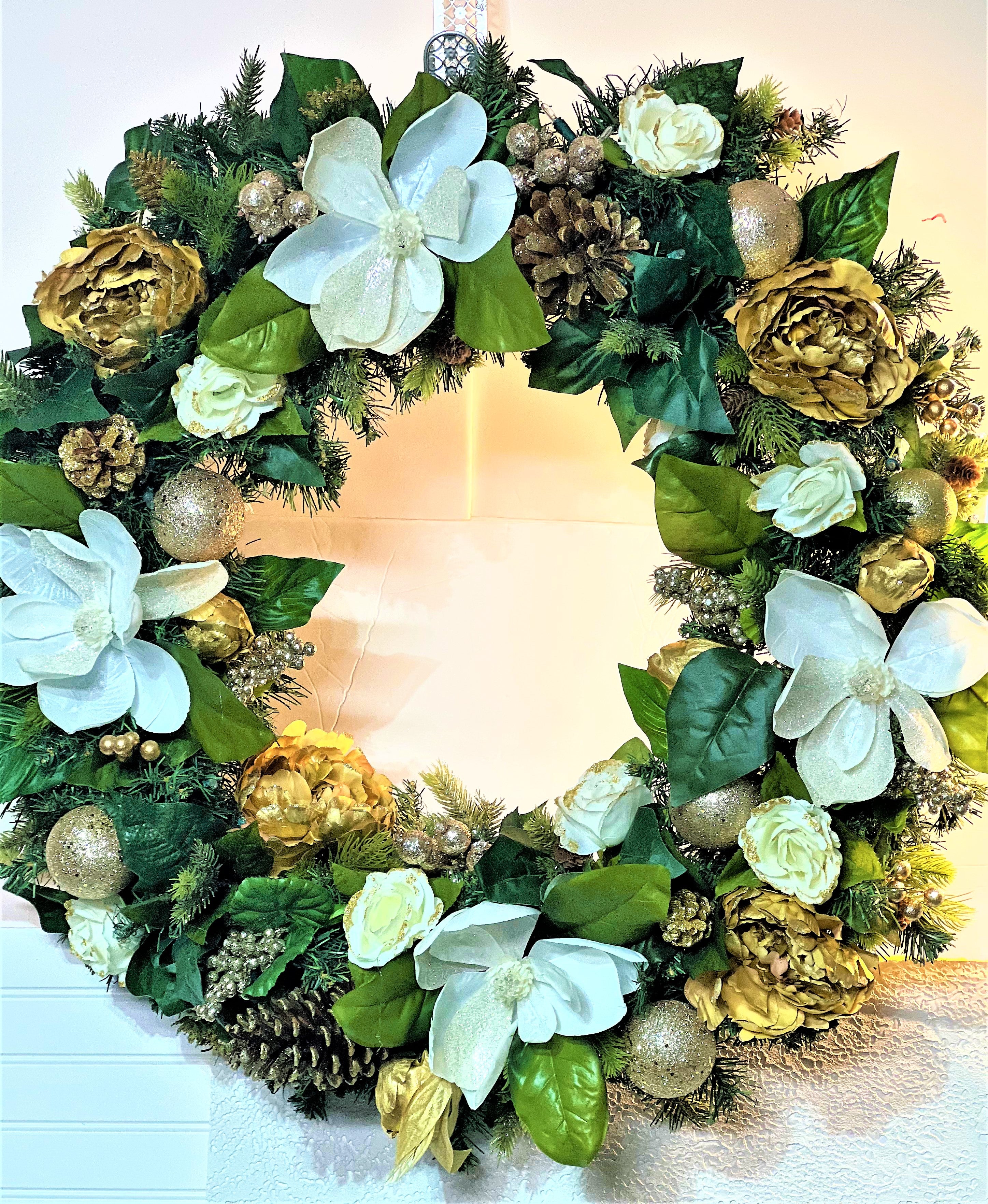 White/Gold Magnolia/Roses Wreath 30"