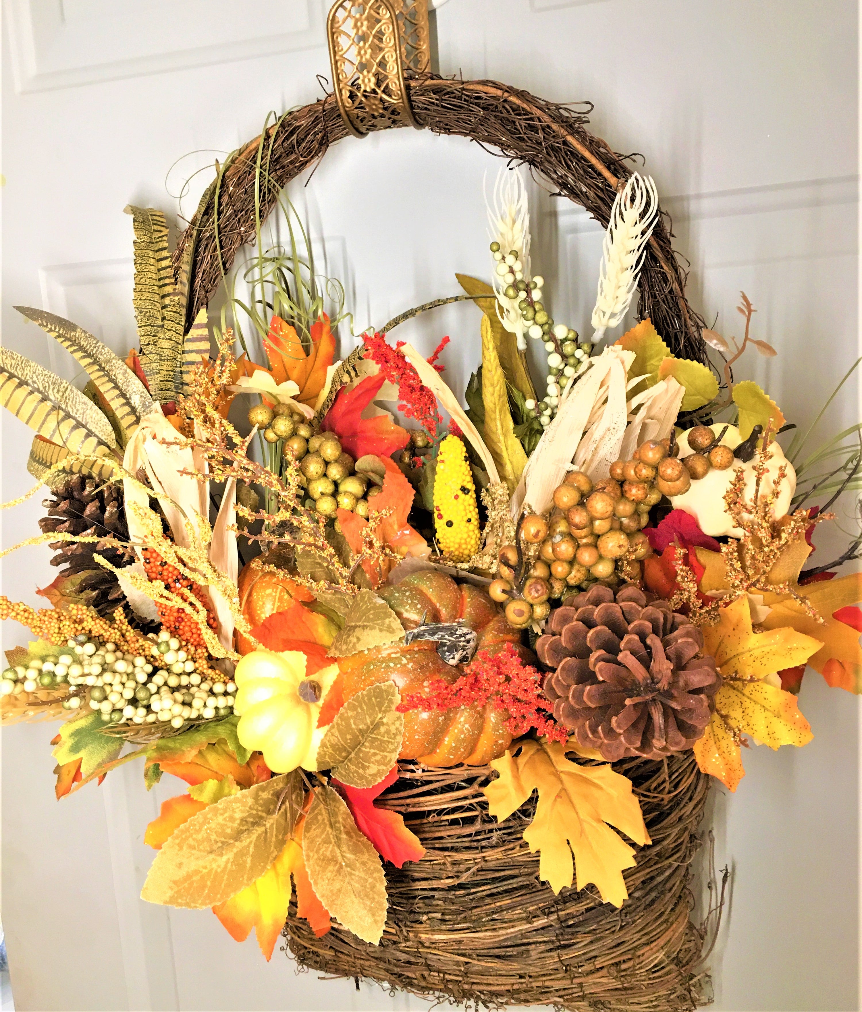Thanksgiving Traditions 22" L X 20" W