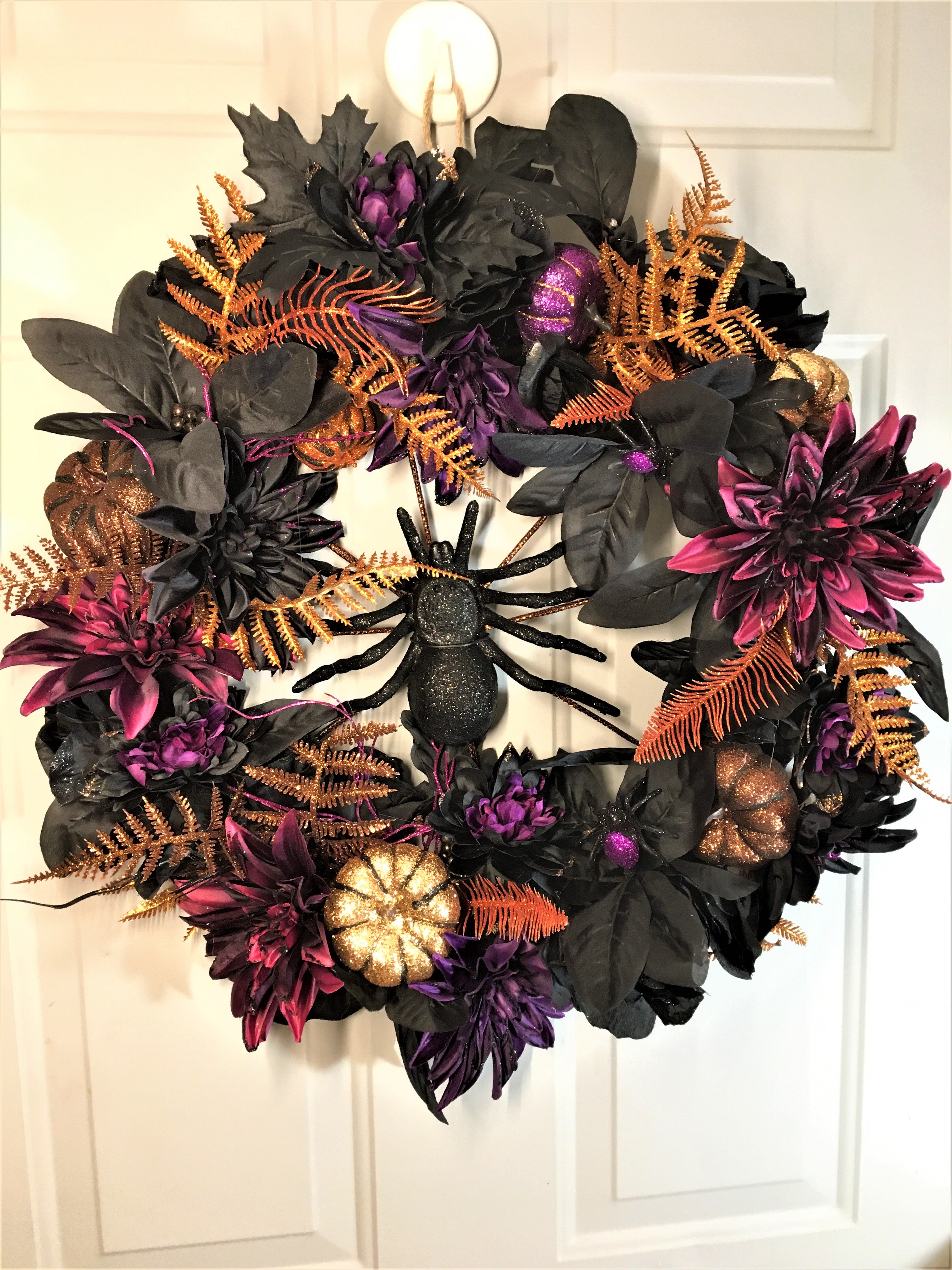 Spider Halloween Wreath 22"