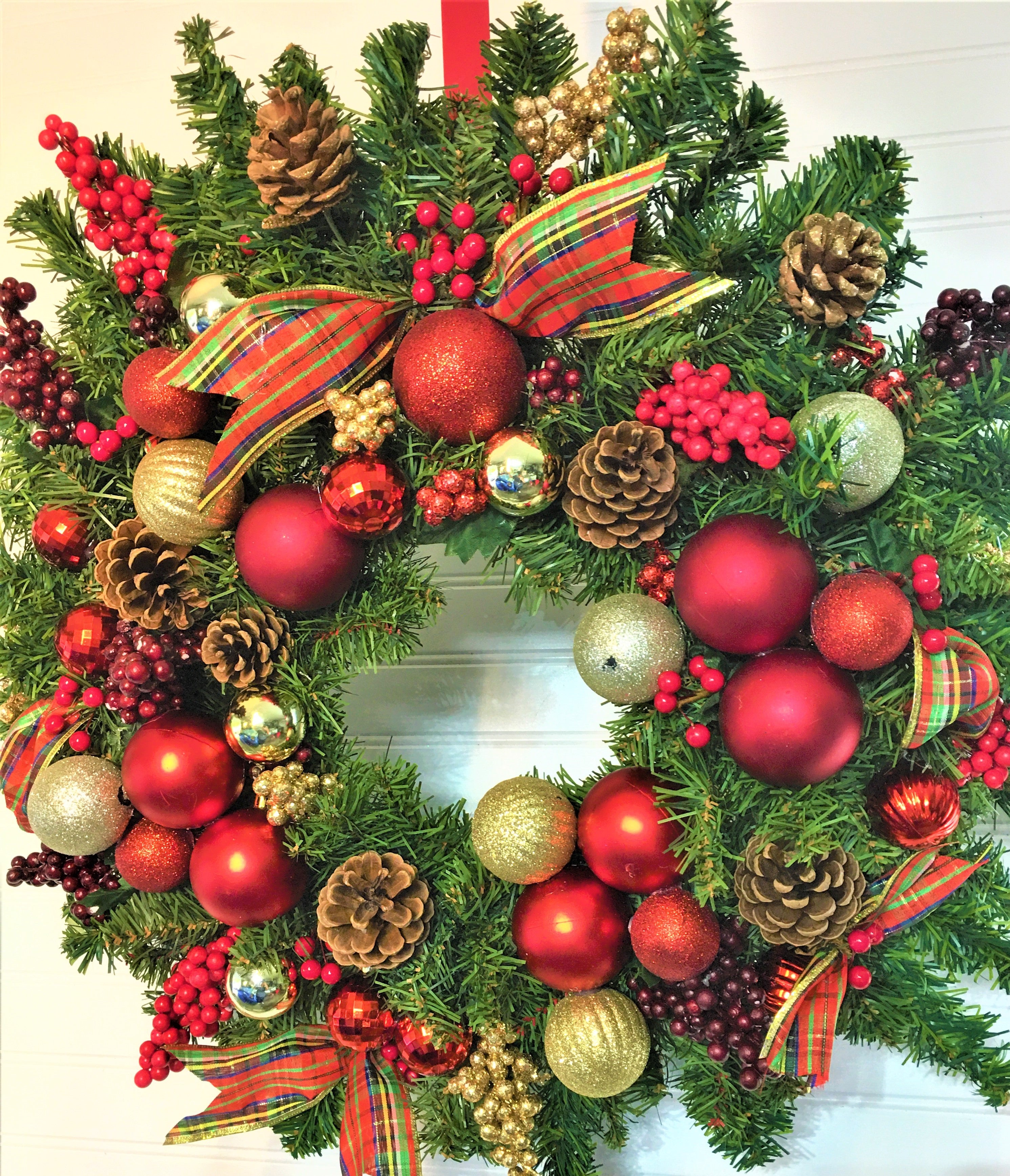 Traditional Wreath 24"