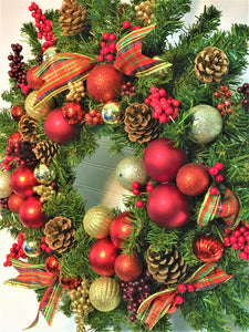Traditional Wreath 24"