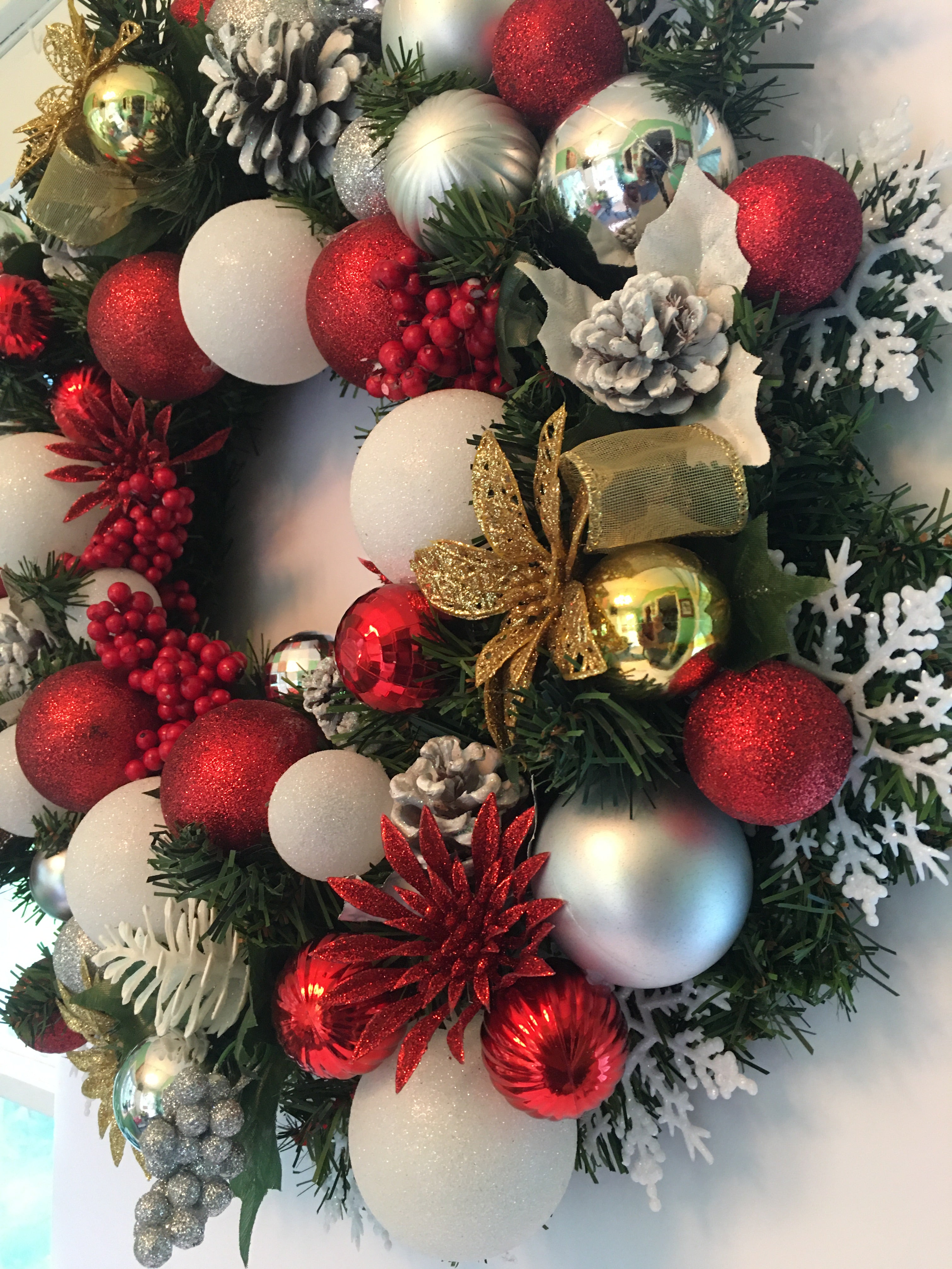 Holly Jolly Christmas Ornament Wreath 20 x 5