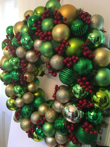 Christmas Holiday- Berry Lighted Wreath -25" Diameter X 10 "Deep