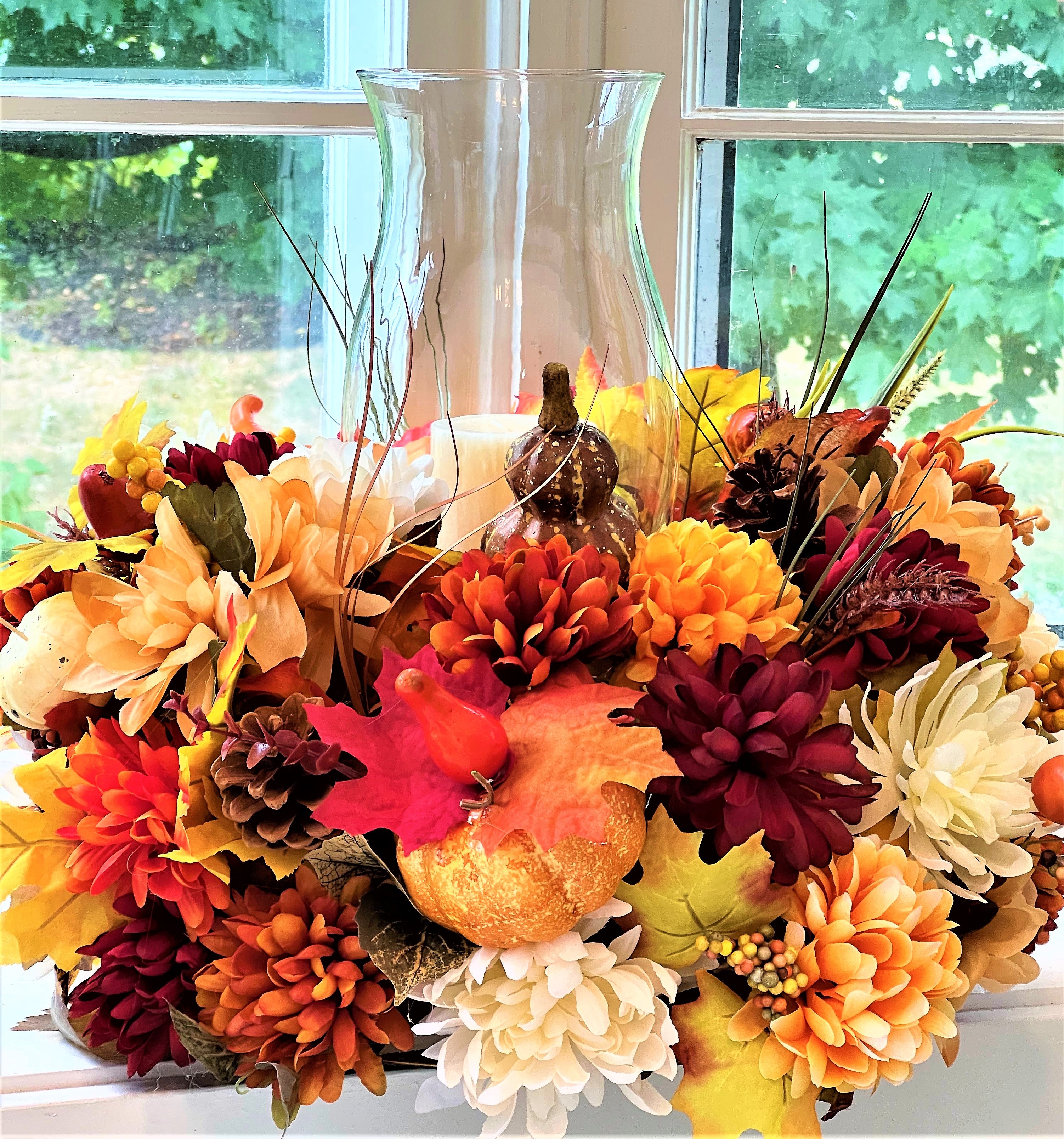 Centerpiece-Harvest Pumpkin Centerpiece 10H"x 15" Round x 11.5" Hurricane Vase