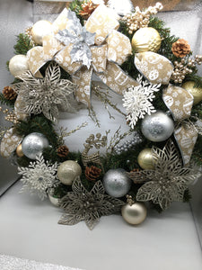 Winter Wonderland Wreath 25"