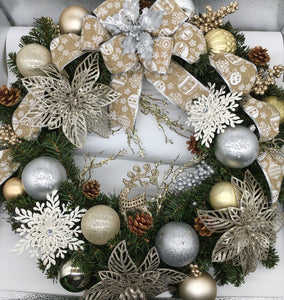 Winter Wonderland Wreath 25"