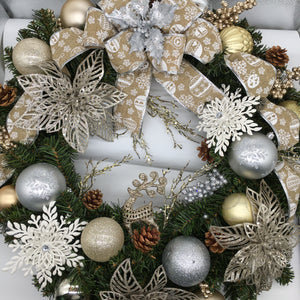 Winter Wonderland Wreath 25"