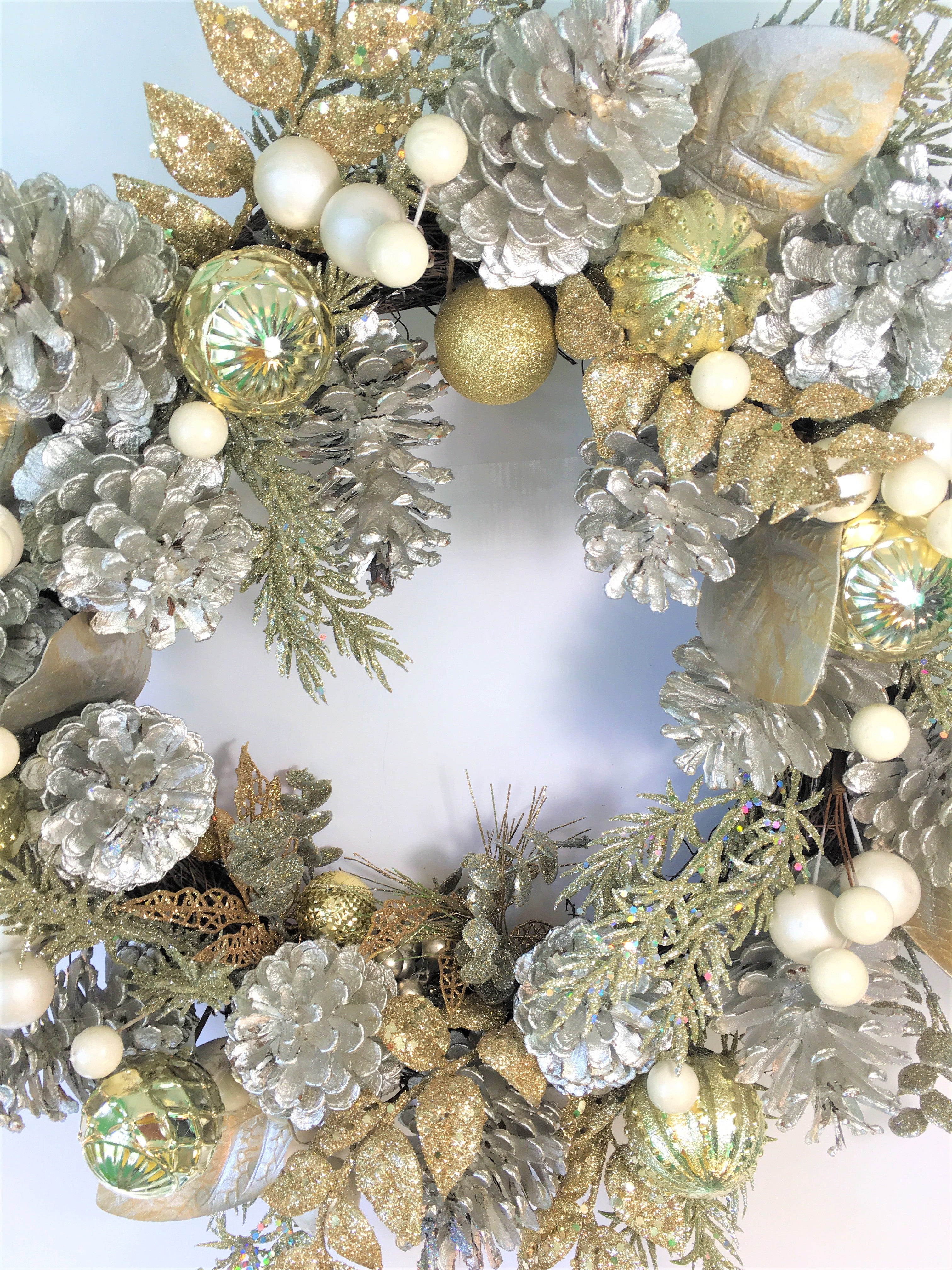 Walking In Winter Wonderland Wreath 25 inches Diameter