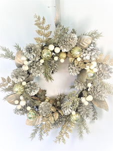 Walking In Winter Wonderland Wreath 25 inches Diameter