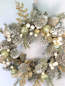 Walking In Winter Wonderland Wreath 25 inches Diameter