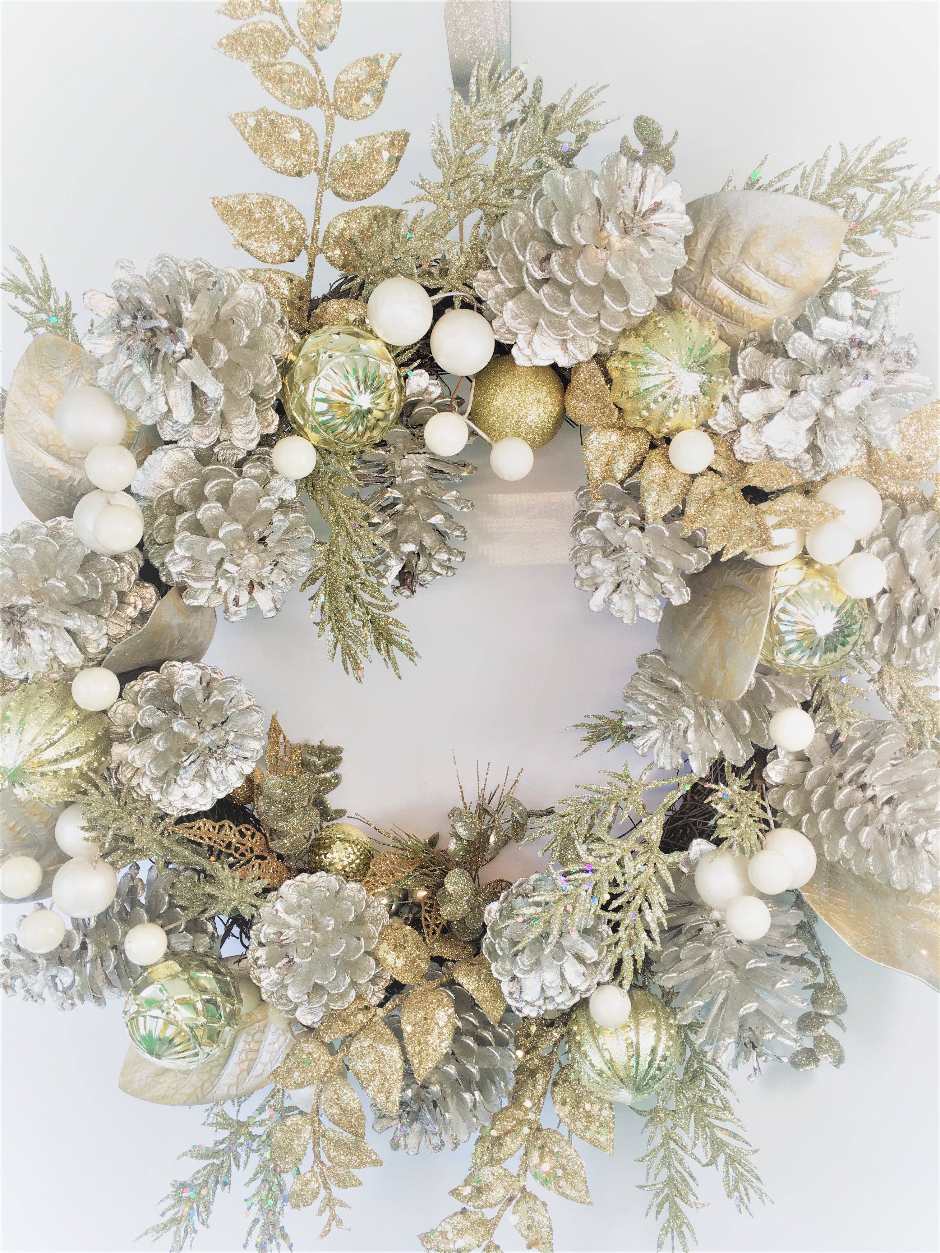 Walking In Winter Wonderland Wreath 25 inches Diameter