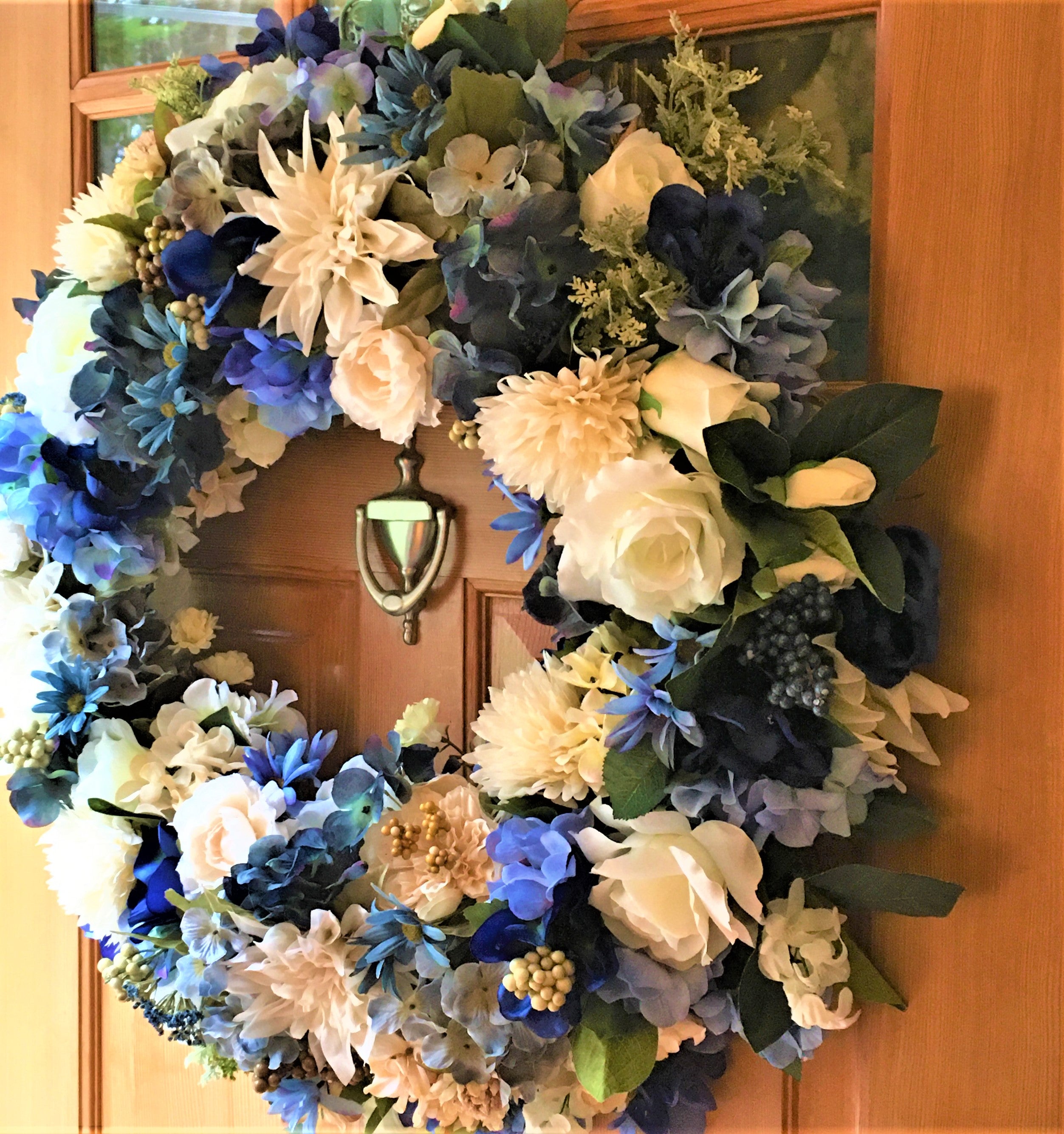 Blue Oasis Luxury Wreath 30"