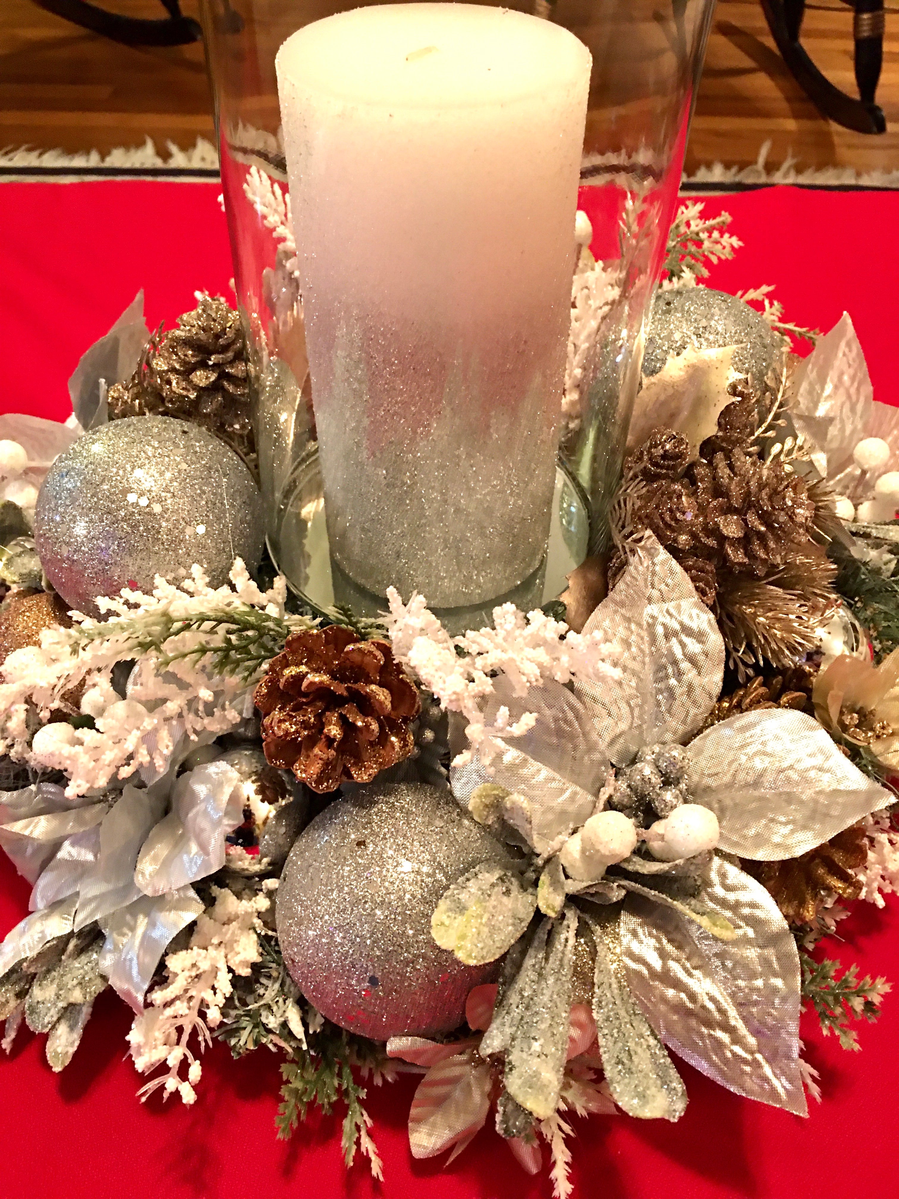 Classic Holiday Centerpiece With Glass15"x 9"