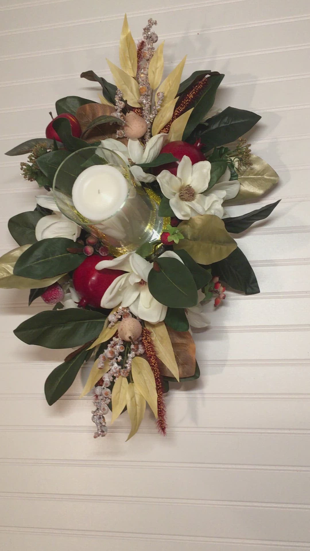 Centerpiece with Glass- Magnolia Centerpiece 23"L X 12" W X10" H