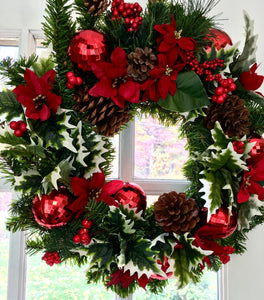 Happy Holiday Wreath 24"