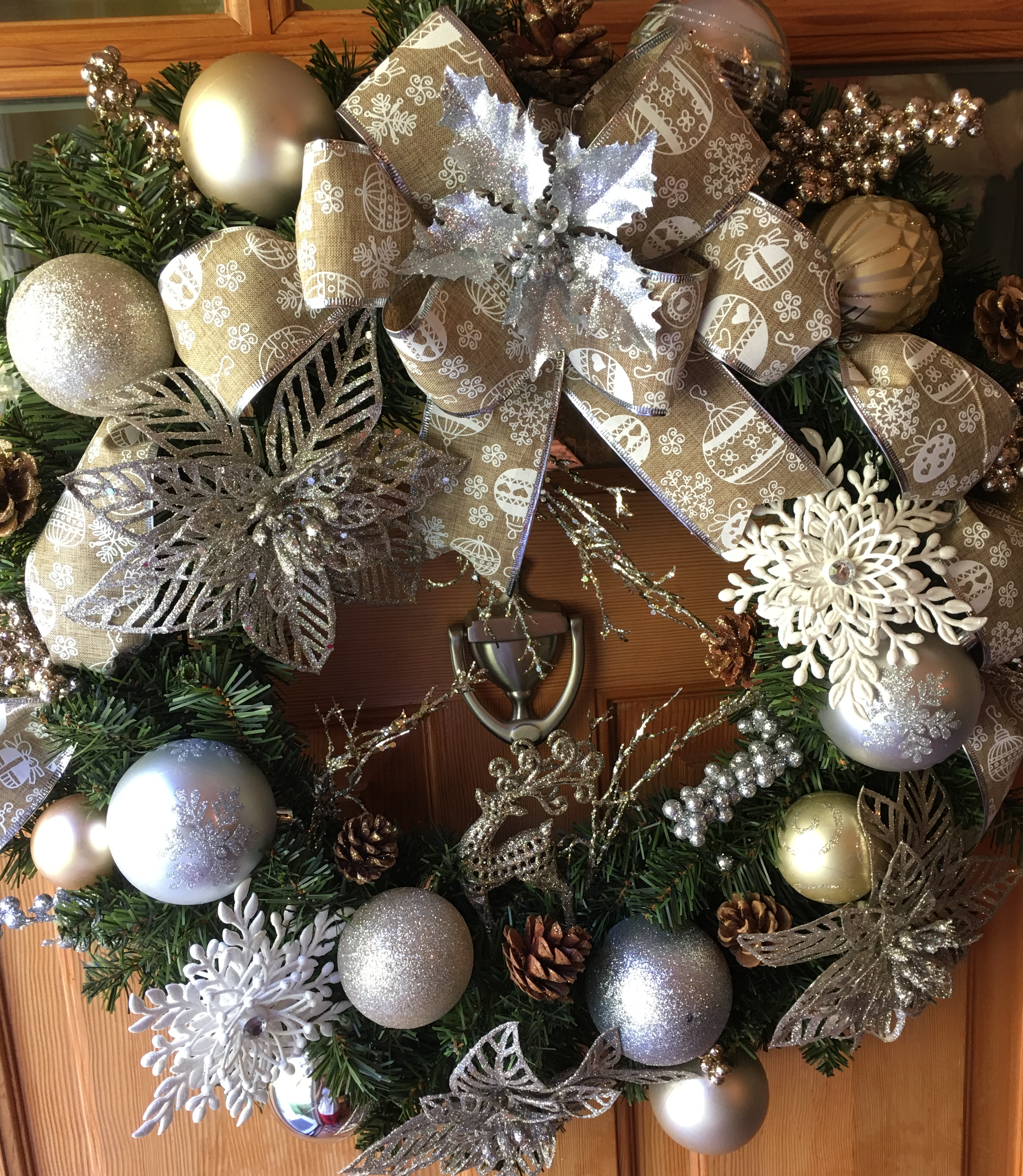 Winter Wonderland Wreath 25"