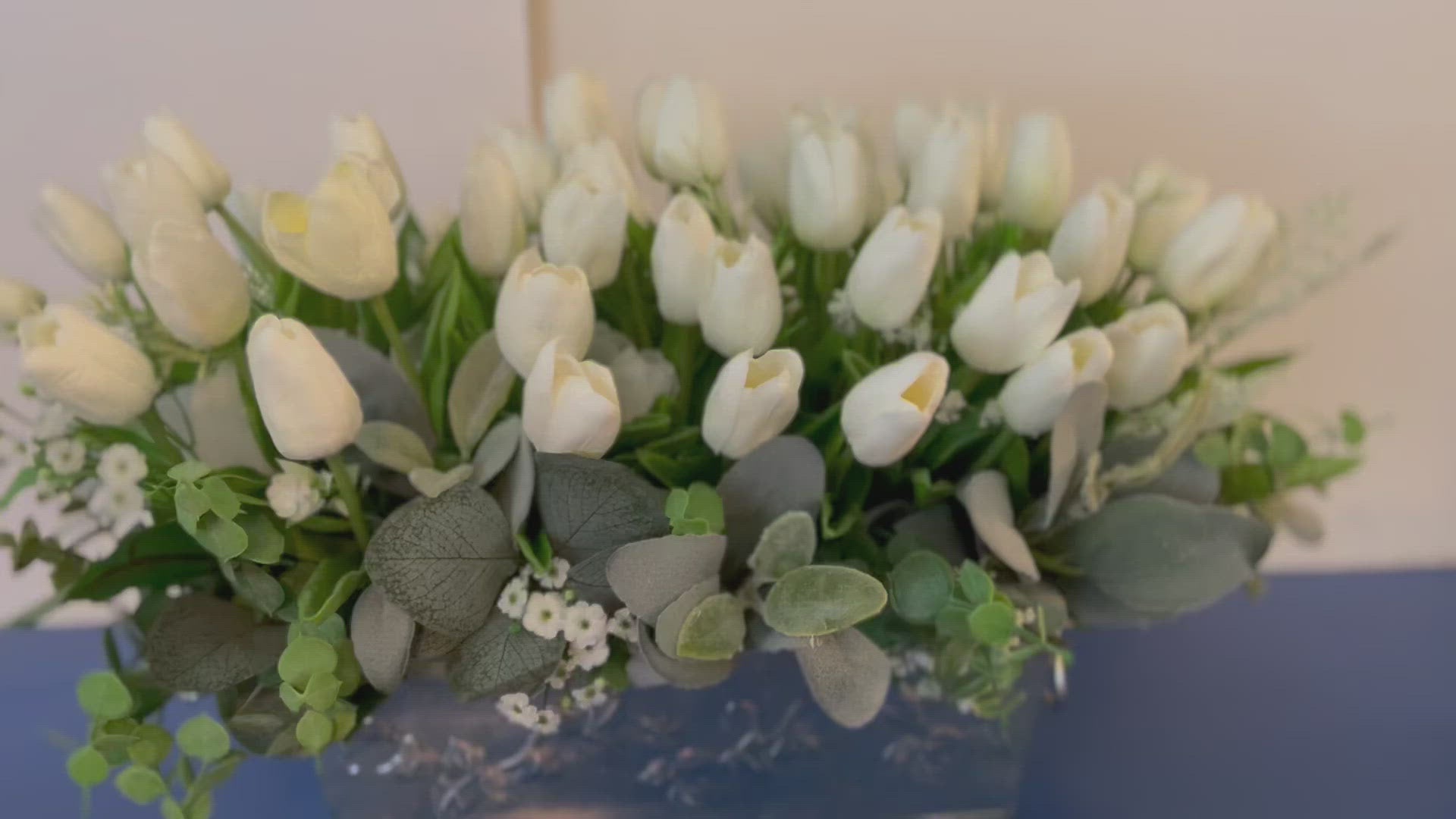 Centerpiece- White Tulip Arangement 24" L X 18" W X 14" H